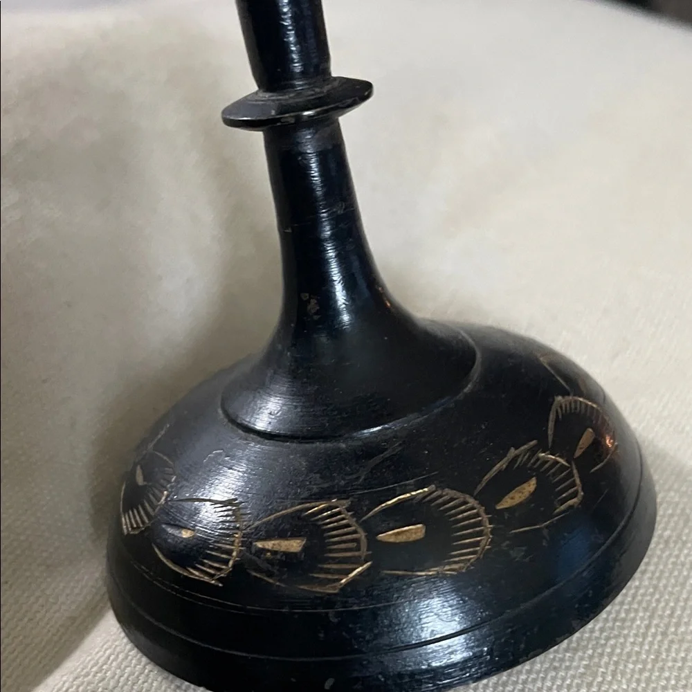 Vintage age etched brass Elegant Black and Gold Vase Set - Picture 7 of 7